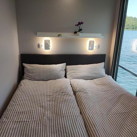 Wasserapartment Cityport - Schwimmende Ferienwohnung Werder  Extérieur photo