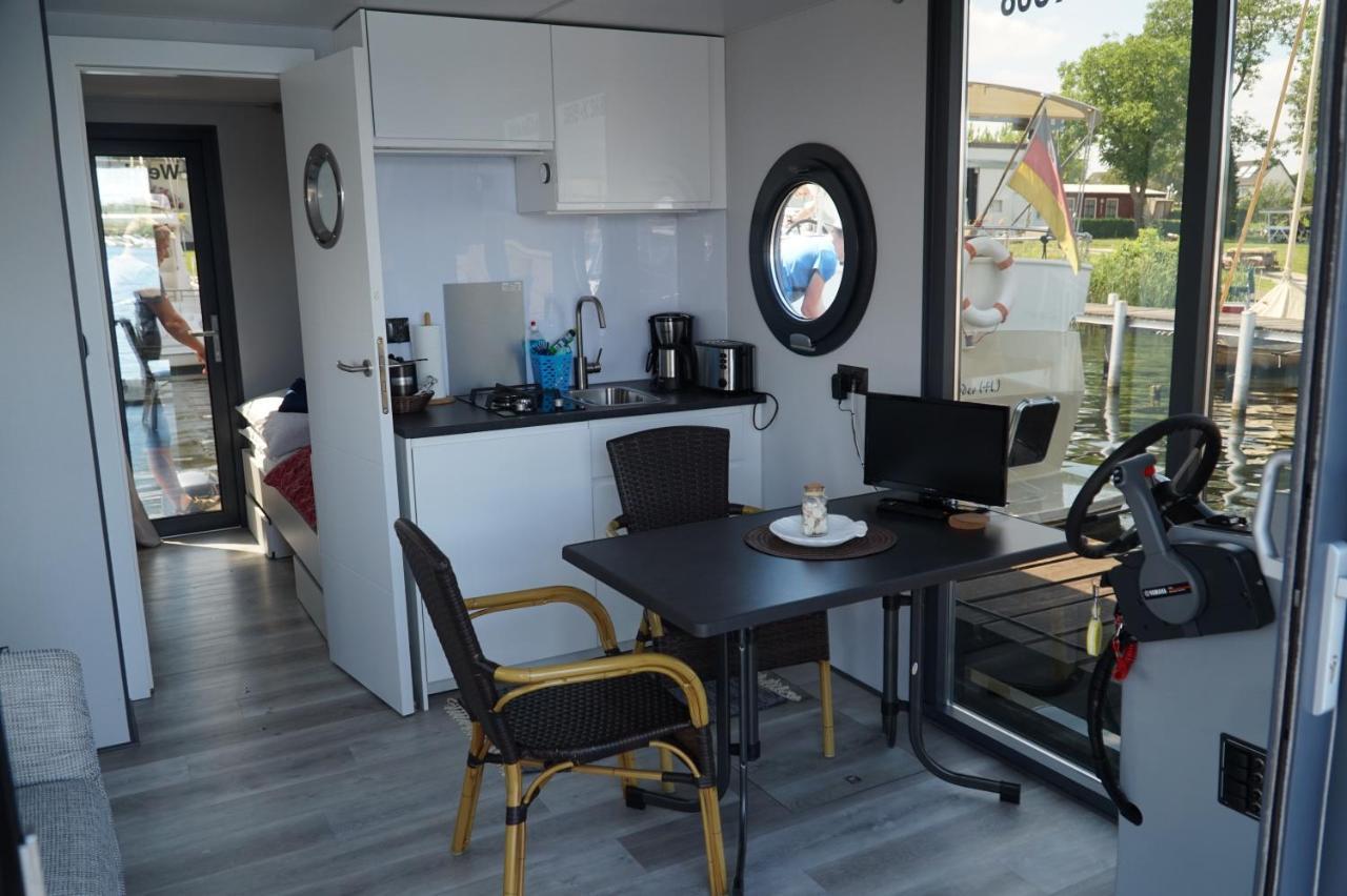 Wasserapartment Cityport - Schwimmende Ferienwohnung Werder  Extérieur photo
