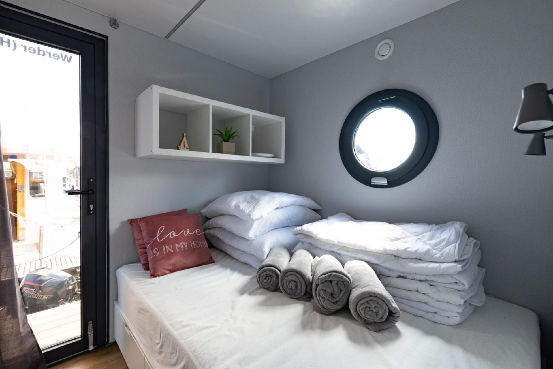 Wasserapartment Cityport - Schwimmende Ferienwohnung Werder  Extérieur photo